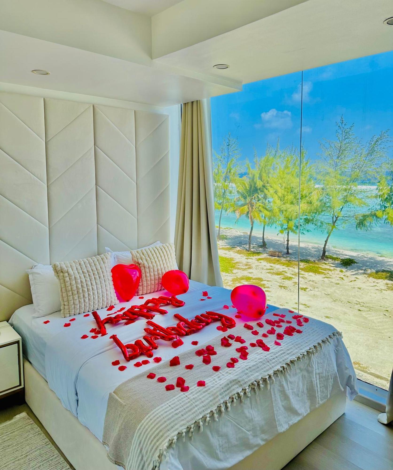 Lazzlla Beach Front Apartments Hulhumale Exterior foto